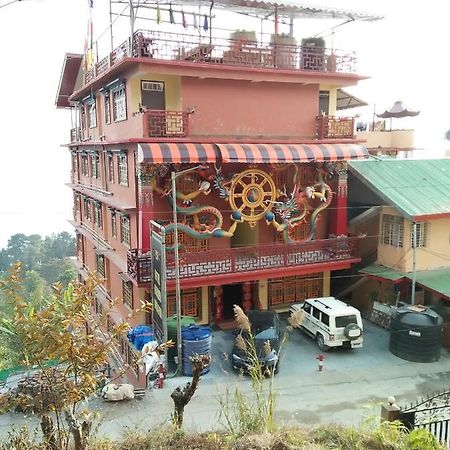 Hotel Golden Dragon Aritar Exterior photo